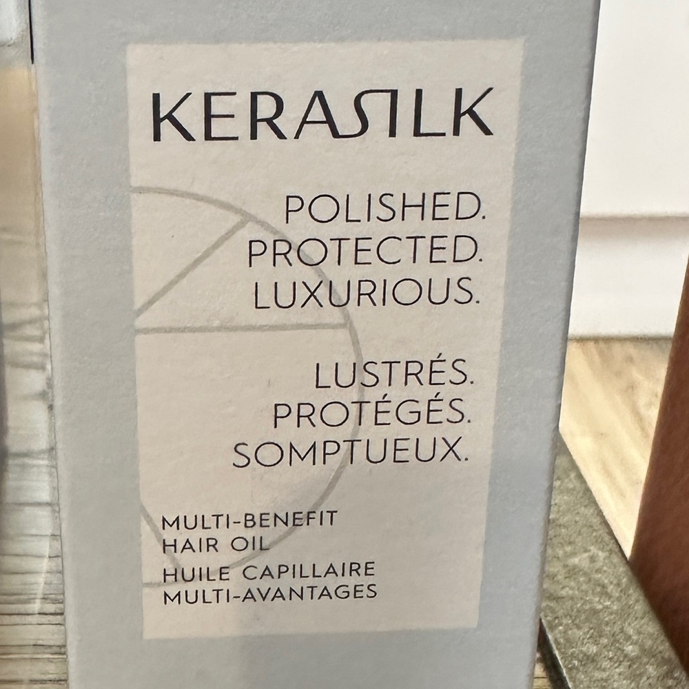 KERASILK MULTI-BENEFIT HAIR OIL - Picture 2 of 2